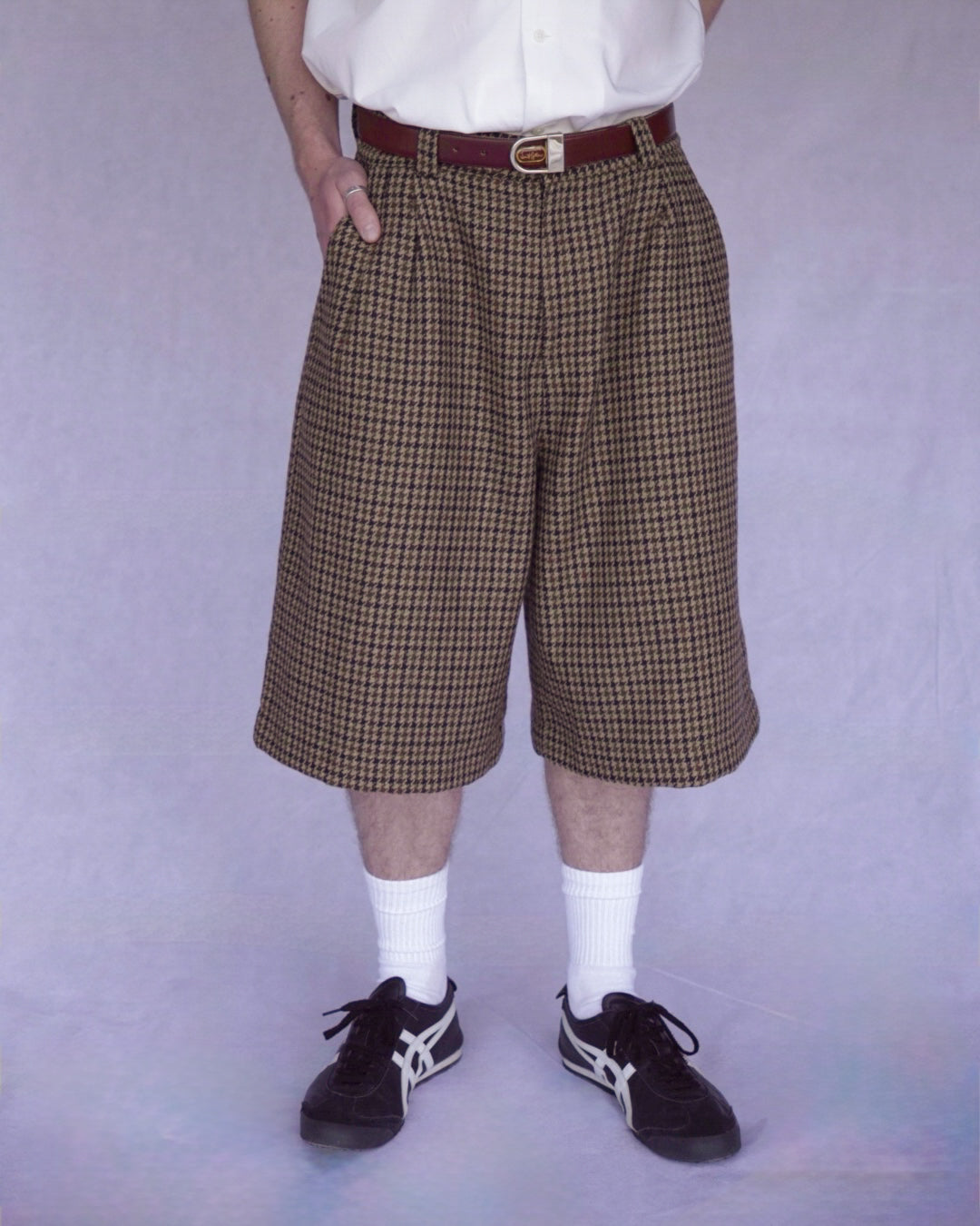 Hounds Tooth Pleated Shorts